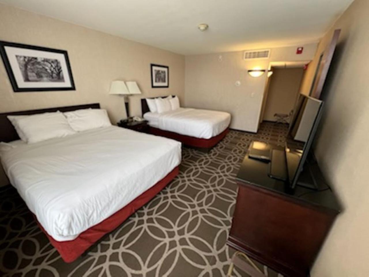 Hotel Lotus Kansas City Merriam Екстер'єр фото