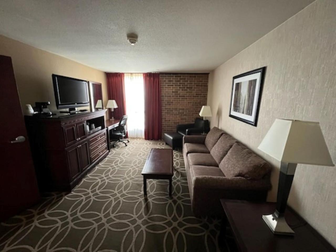 Hotel Lotus Kansas City Merriam Екстер'єр фото
